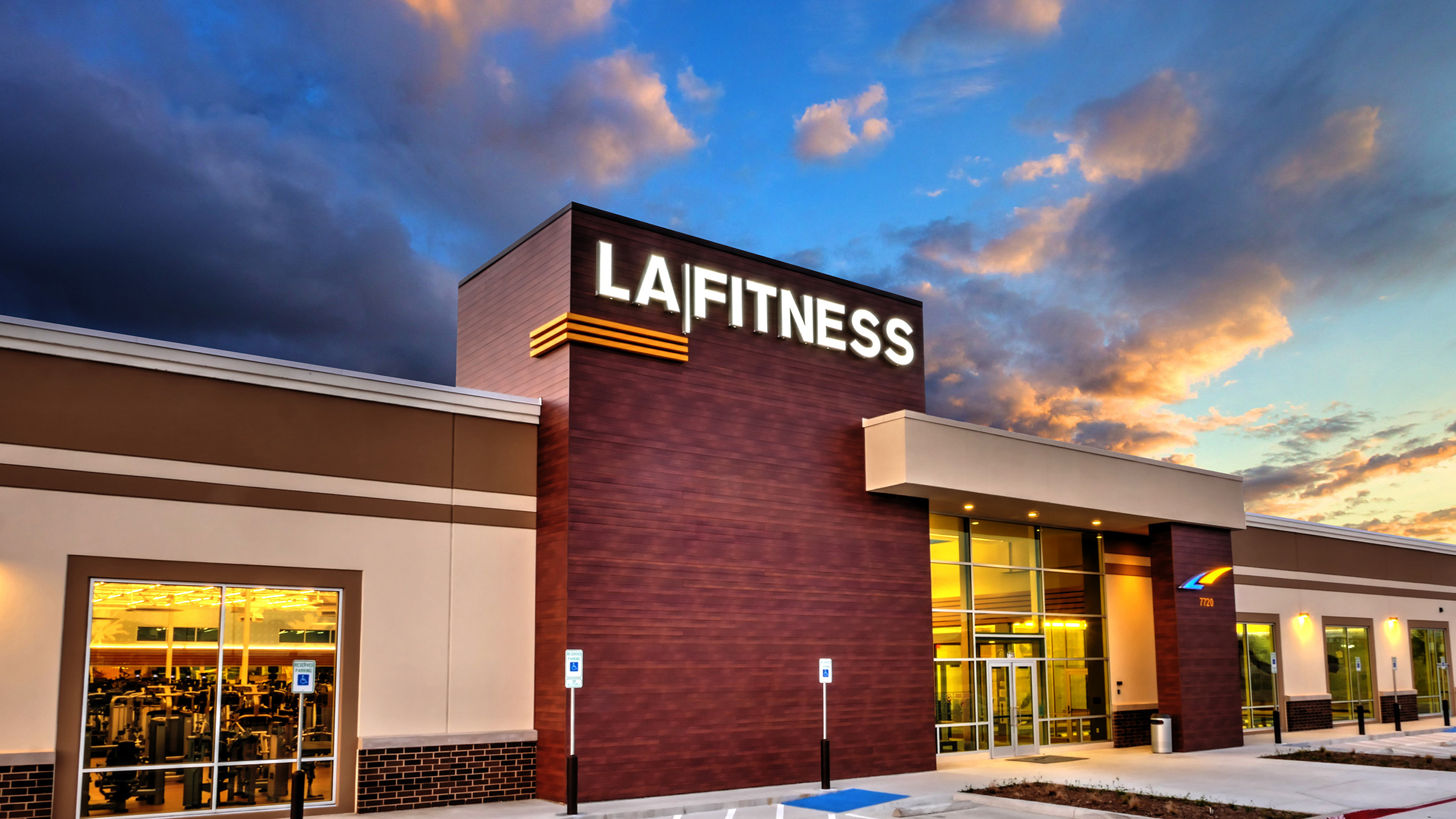 La Fitness Is Near Me: Find Gyms, Classes, Deals